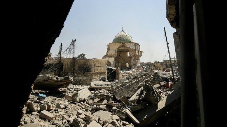 Retomada de mesquita em Mossul marca 'fim do Estado' jihadista, diz premier iraquiano