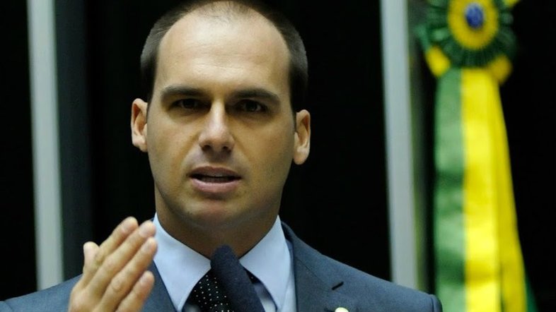 Eduardo Bolsonaro: "As mulheres de direita são mais bonitas que as da esquerda"