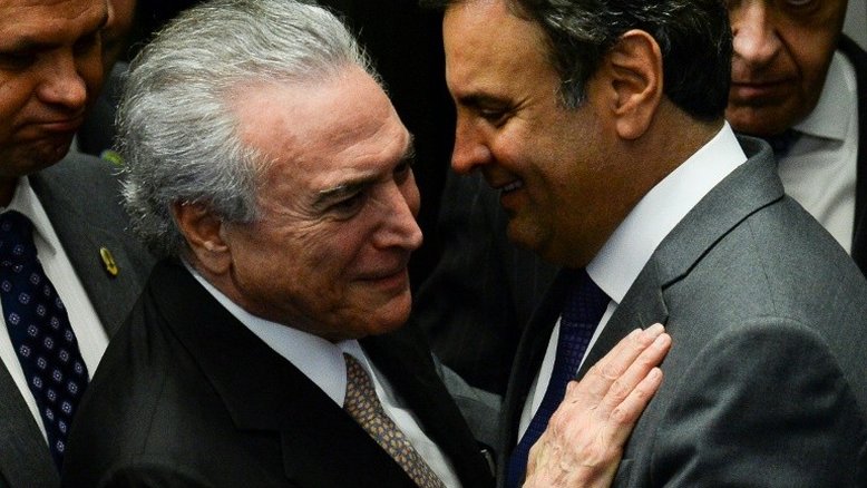 Aécio Neves recupera mandato de senador após denúncia de corrupção