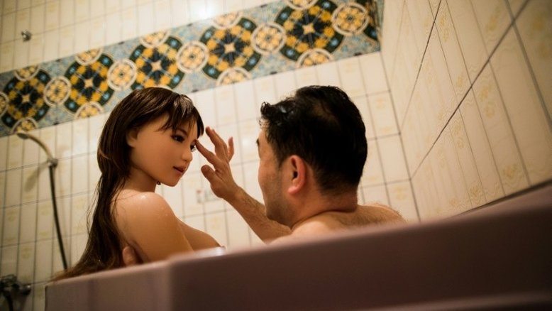 Japoneses encontram o amor em bonecas de silicone