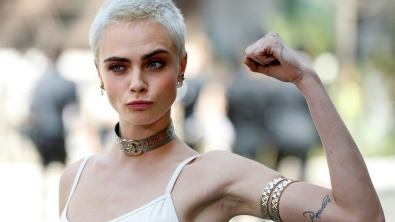 Cara Delevingne revela ter pensado em suicídio ao lidar com sexualidade