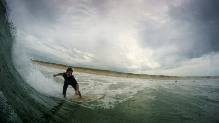 Brasil divide primeiro lugar no Festival de Cinema de Surfe na França