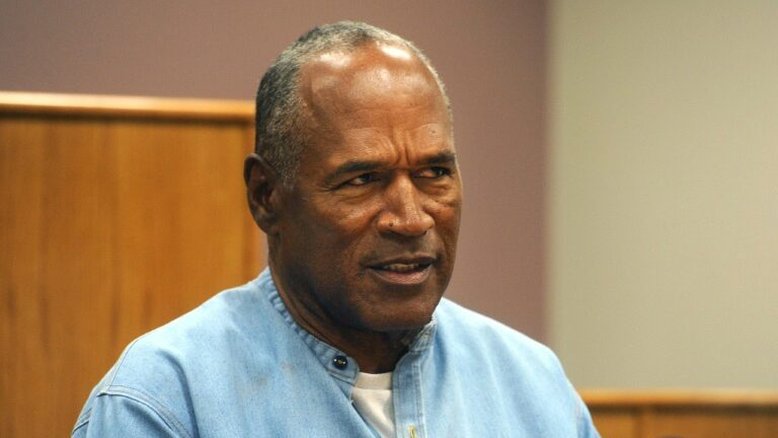 Morre O.J. Simpson, ex-jogador de futebol americano, aos 76 anos