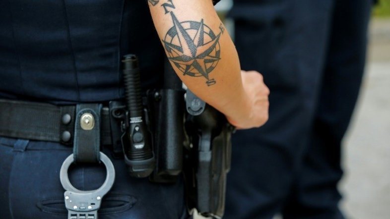 Tiroteio em clube nos EUA termina com 28 feridos