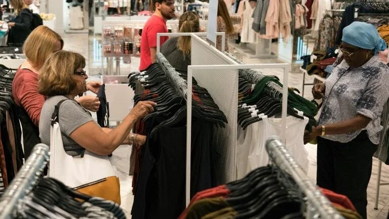 Inflação ao consumidor sobe 1,7% na preliminar de abril, na comparação anual