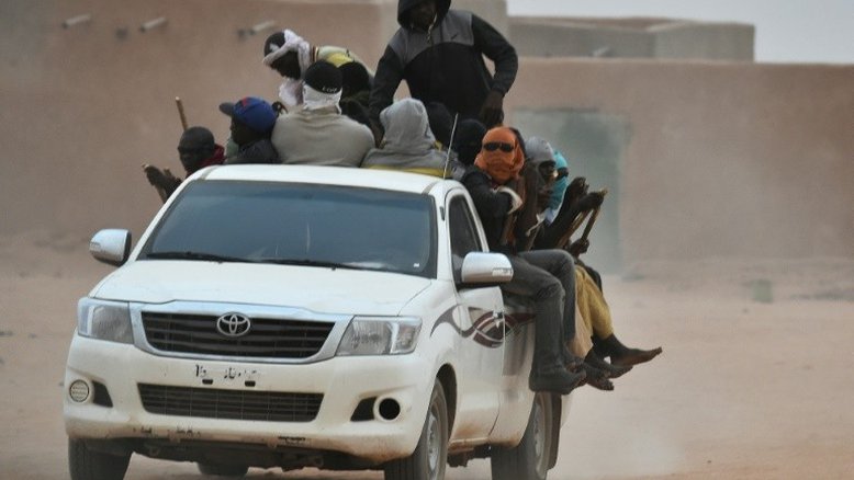 Corpos de 19 imigrantes egípcios encontrados em deserto na Líbia
