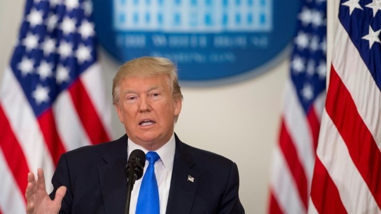 Presidente de maior sindicato dos EUA deixa conselho de Trump