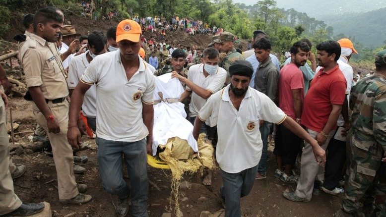 Inundações deixam 175 mortos em Índia, Nepal e Bangladesh
