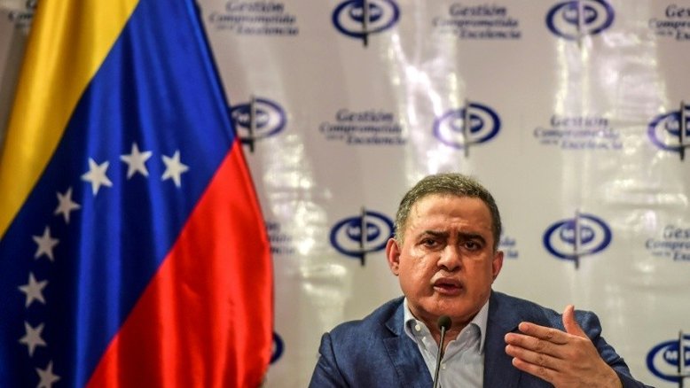 Procurador venezuelano investiga manifestantes por 'corte de árvores'