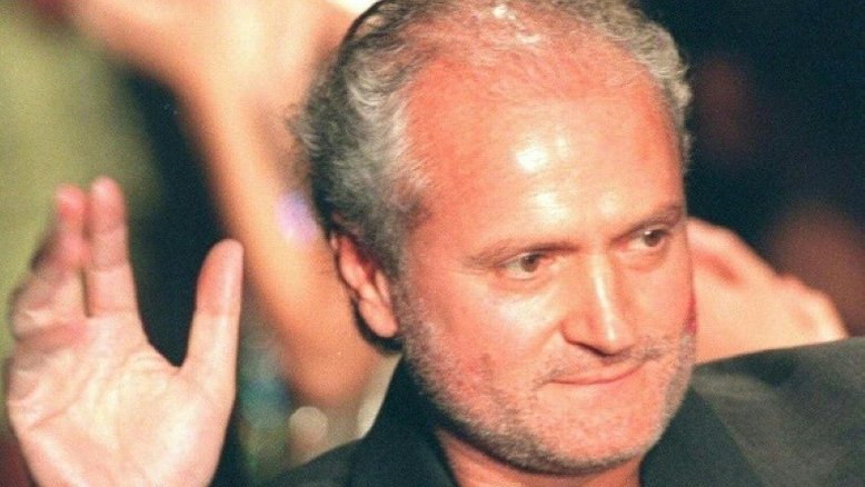 Série sobre assassinato de Versace quer mostrar 'homofobia da época'