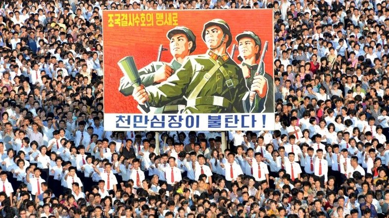 EUA prontos para atacar Coreia do Norte em meio a temor de 'guerra nuclear'