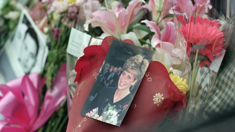 Morte de Diana, um acidente trágico cercado de teorias da conspiração
