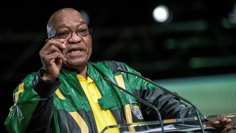 Fracassa nova moção de censura contra presidente sul-africano