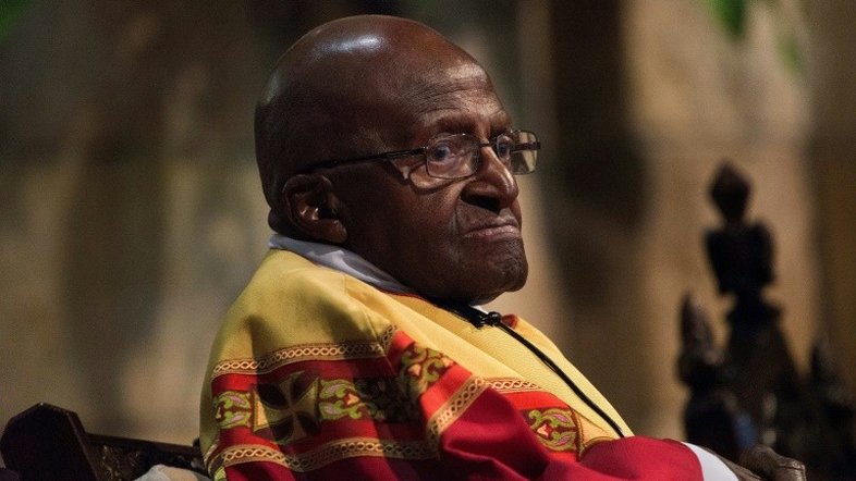 Morre aos 90 anos o ativista e vencedor do Nobel da Paz Desmond Tutu