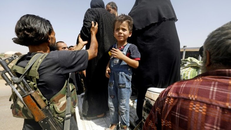 ONU preocupada com milhares de pessoas presas em Raqa