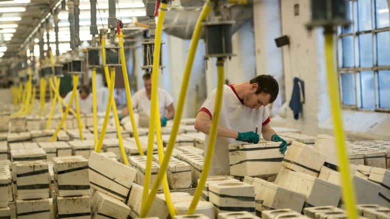 Desemprego no Reino Unido registra menor nível em 42 anos