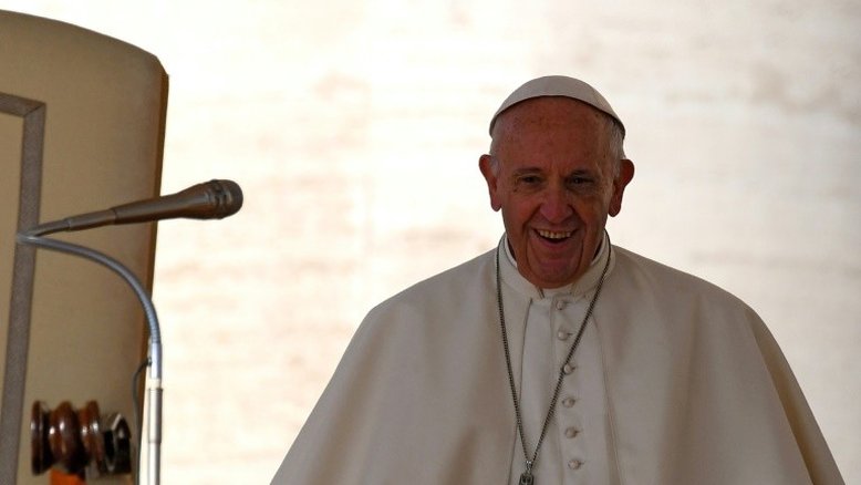 Papa lança campanha para integração de emigrantes e refugiados