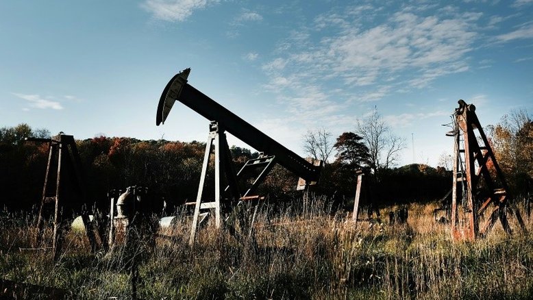 Barril de petróleo venezuelano supera barreira dos US$ 50