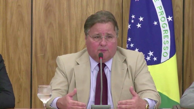Geddel e irmão desviaram salário de assessores, diz PF