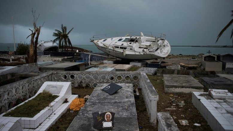 Caribe corre contra o tempo antes da chegada de novo furacão