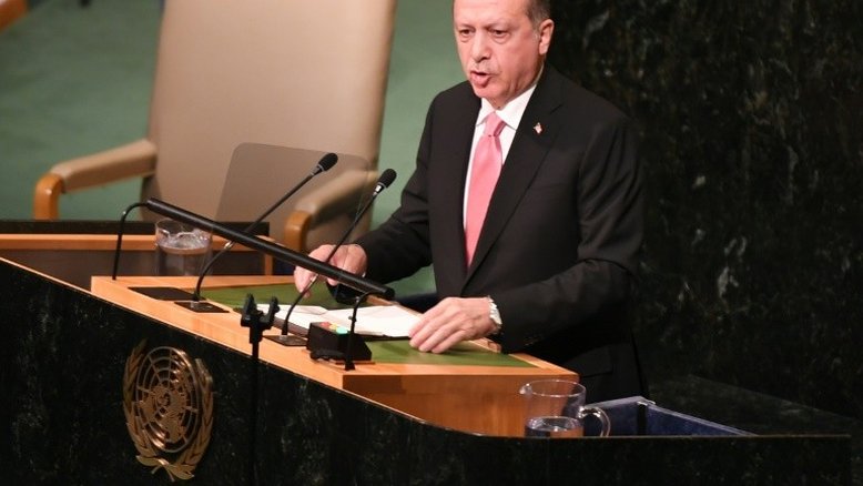 Erdogan exige ao Curdistão iraquiano que cancele referendo