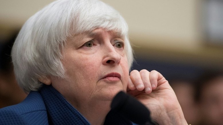 Trump diz que 'gosta' da presidente do Fed, Janet Yellen