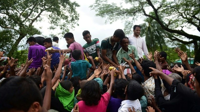 Mianmar: rebeldes rohingyas negam vínculo com grupos terroristas internacionais