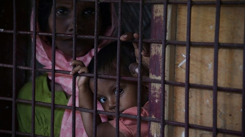 Forças Armadas de Mianmar acusam os rohingyas por bomba em mesquita