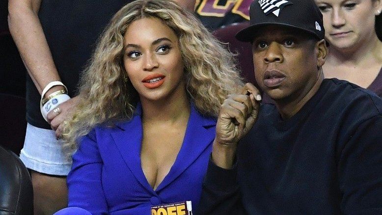 Mansão de Beyoncé em Nova Orleans pega fogo
