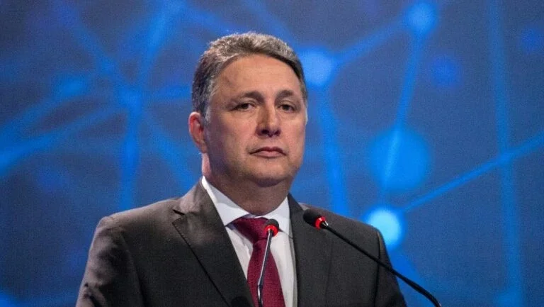 PF prende Anthony e Rosinha Garotinho