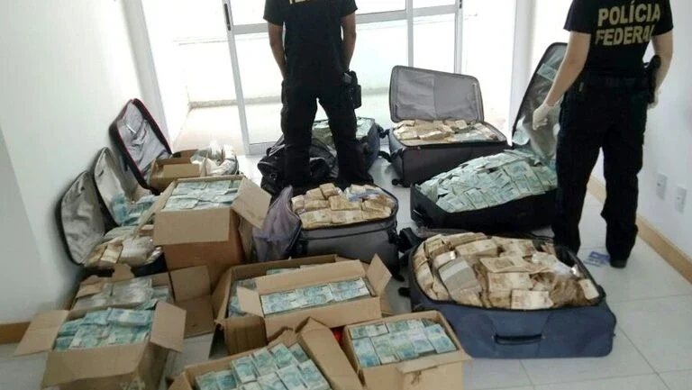 Ex-ministro Geddel é preso após descoberta das malas com R$ 51 milhões