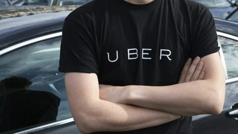 Uber se mobiliza contra projeto de lei que ameaça serviço