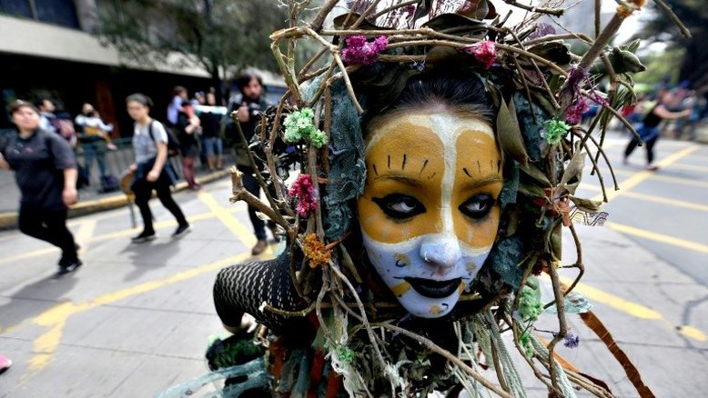 Cerca de 5.000 pessoas marcham pela resistência mapuche no Chile