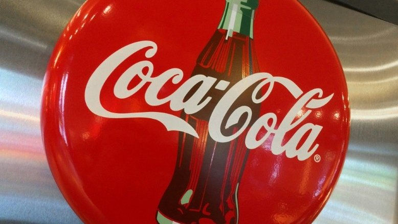 Redução de custos da Coca-Cola estimula lucro no 3º trimestre