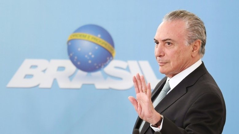 Temer está com obstrução leve em artéria coronária