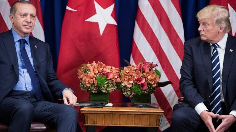 Ancara pede a Washington que retire a suspensão de vistos
