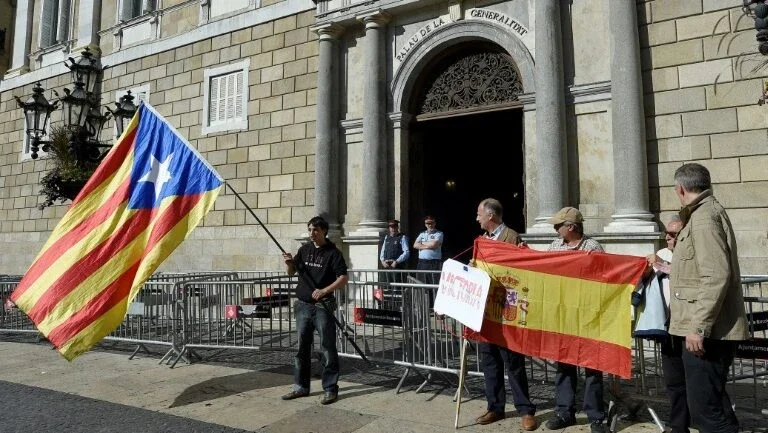 Principal partido catalão reconhece problemas para aplicar independência