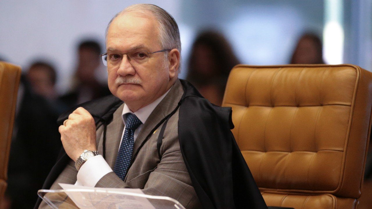 Fachin vota para tornar r&eacute;us mais 200 golpistas do 8/1 - ISTO&Eacute; Independente