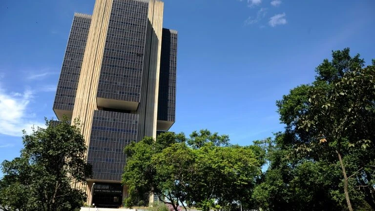 No Focus, mercado mantém projeções para a Selic de 2020 e para próximos 3 anos