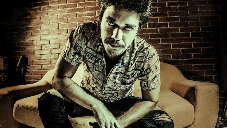 Raul Silencio canta uma década de conflitos