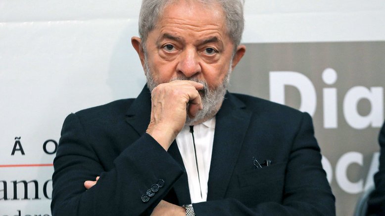 AFP PHOTO / Sergio LIMA