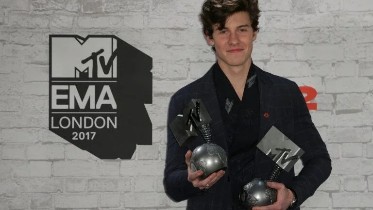Shawn Mendes é o grande vencedor de prêmio europeu da MTV