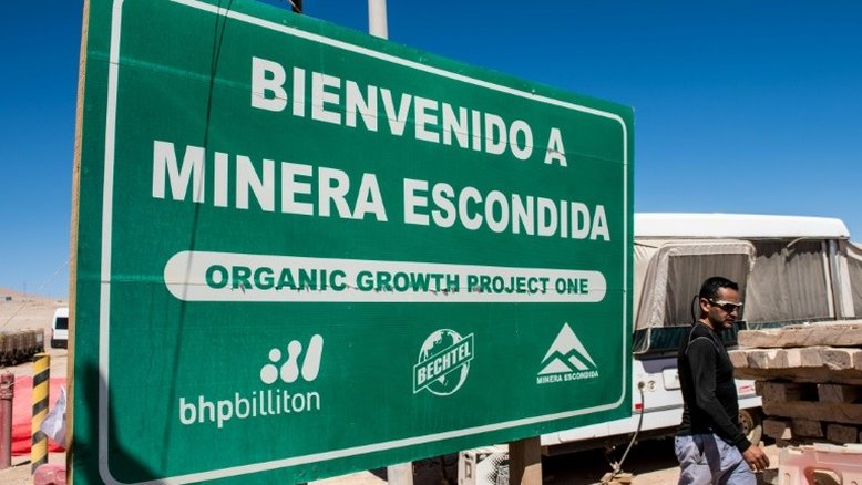 Chile: maior mineradora privada demite 3% de seus funcionários