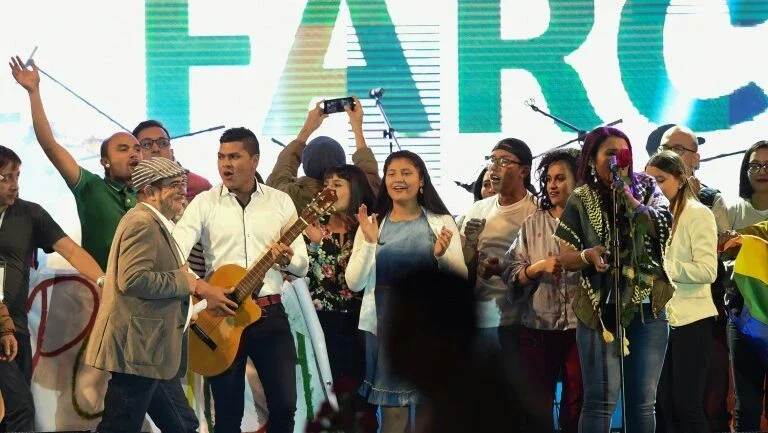 Farc lançam candidatura presidencial de Timochenko
