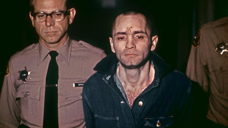 Charles Manson, o guru psicopata que aterrorizou os EUA