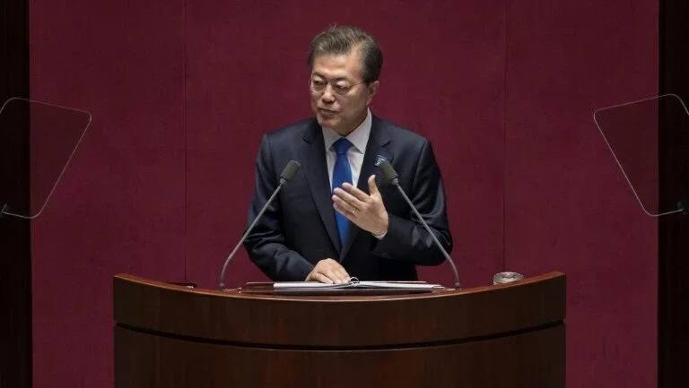Coreia do Sul não desenvolverá armas nucleares
