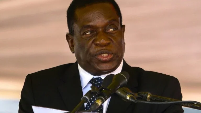 Mnangagwa tomará posse como presidente do Zimbábue nesta sexta