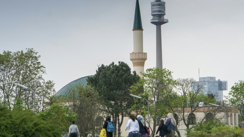 População muçulmana vai crescer na Europa até 2050
