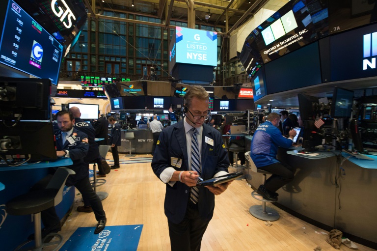 Wall Street abre em baixa