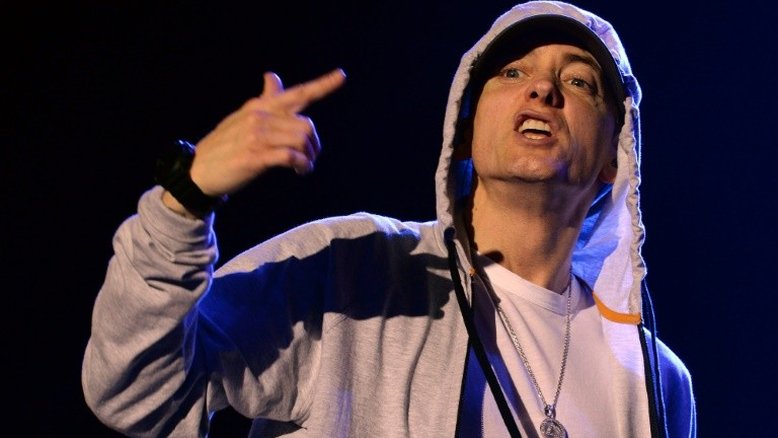 Um Eminem introspectivo volta à cena musical junto a Beyoncé